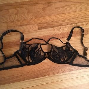 Agent Provocateuer Key Hole Bra